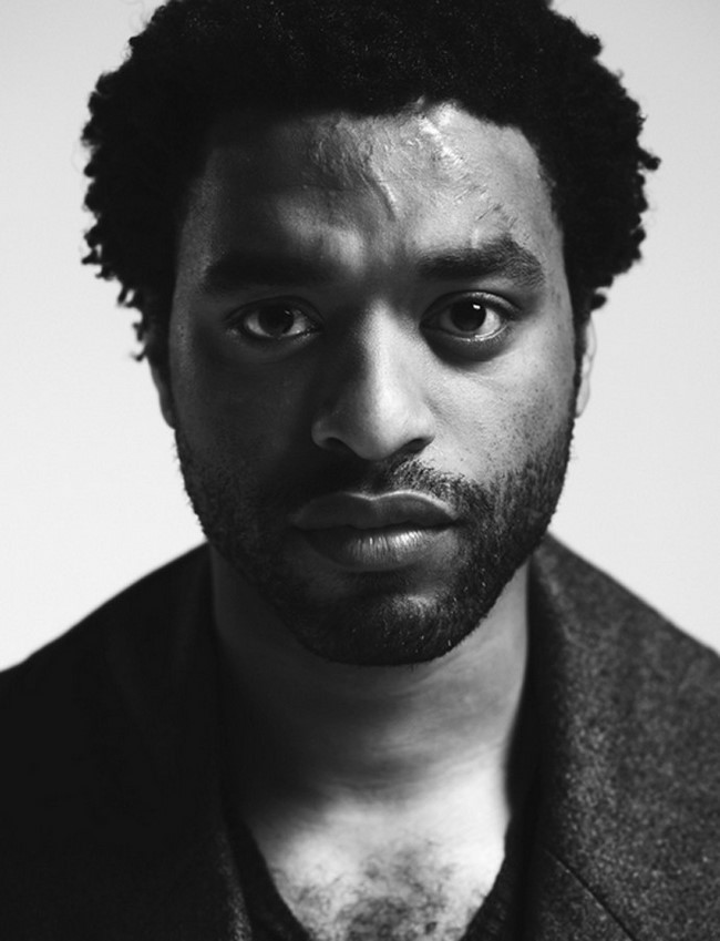 Acteurs et célibataires les plus sexy et les plus charismatiques: Acteur à l’aspect exotique, Chiwetel Ejiofor a maintenant une relation avec Sary Mercer. Il pourrait donc bientôt quitter notre liste des prétendants les plus enviables du monde.