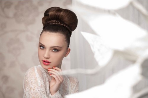 Coiffures de mariage pour la mariée et le maquillage 2012