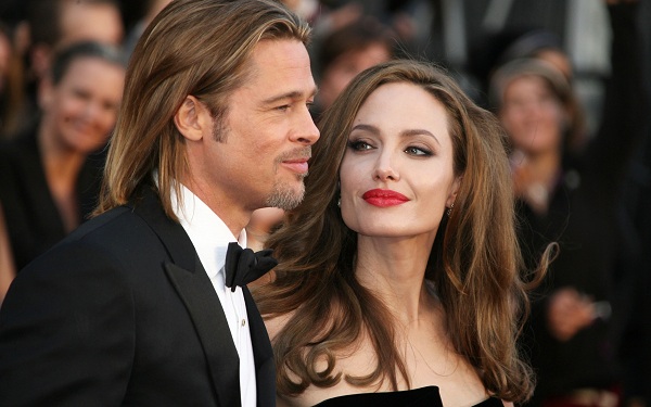 Les plus beaux couples célèbres d'Hollywood: Angelina Jolie et Brad Pitt