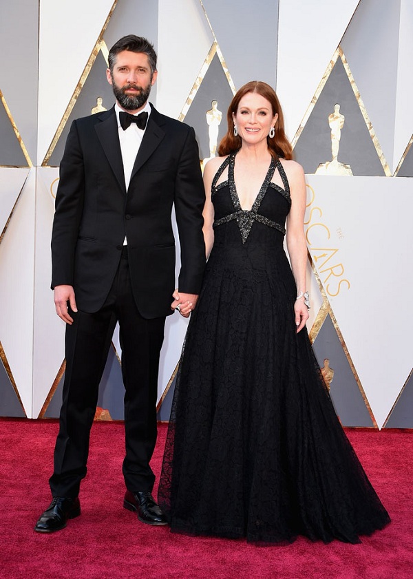 Couples célèbres de stars du cinéma et du spectacle 2024: Julianne Moore et Bart Freindlich